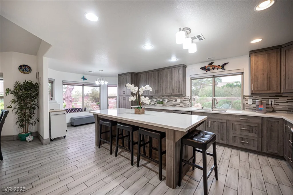 8610 Mohawk, Las Vegas, NV 89139