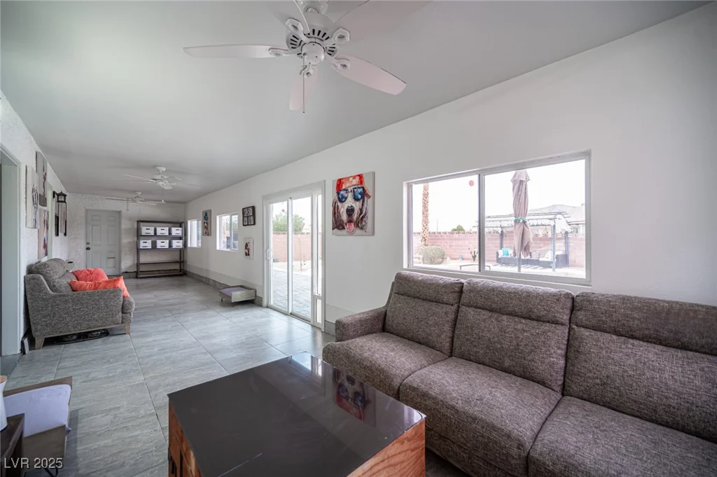 8610 Mohawk, Las Vegas, NV 89139