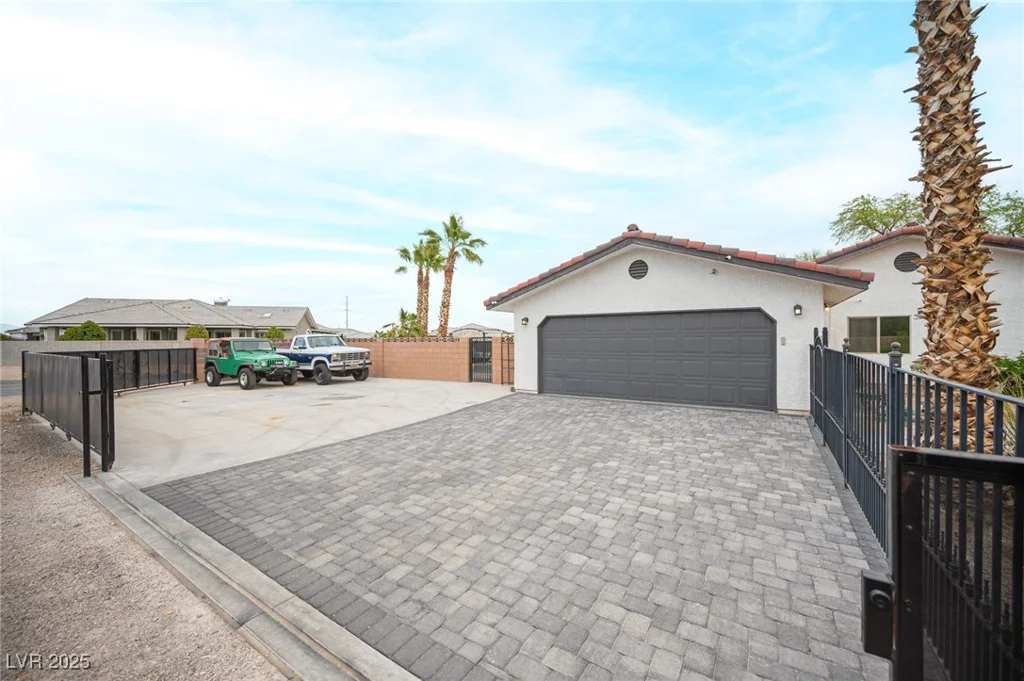 8610 Mohawk, Las Vegas, NV 89139
