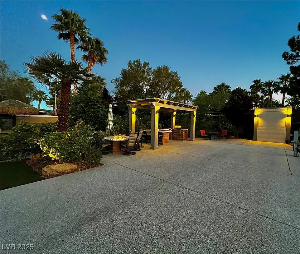 8175 Arville, Las Vegas, NV 89139