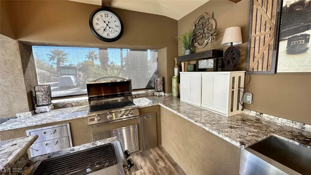8175 Arville, Las Vegas, NV 89139