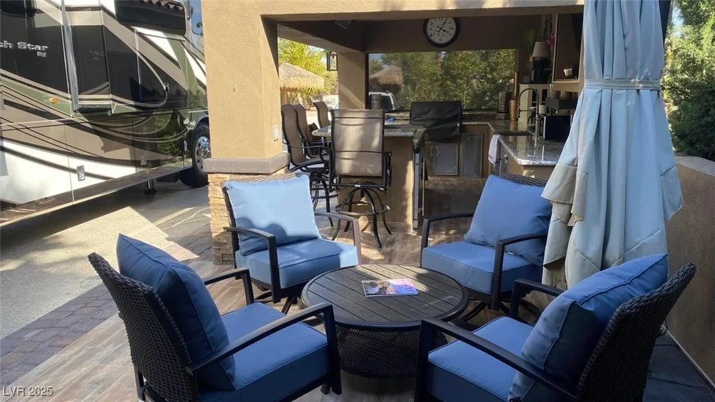 8175 Arville, Las Vegas, NV 89139