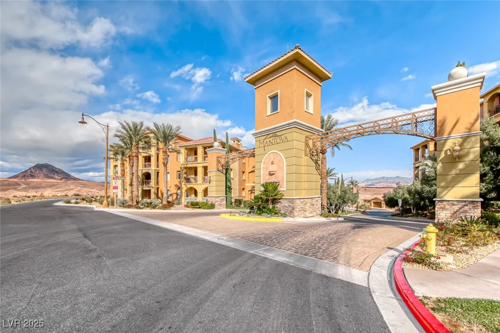 20 Via Mantova, Henderson, NV 89011