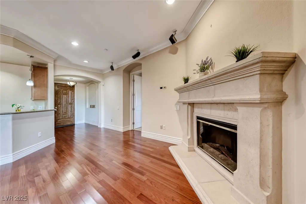 20 Via Mantova, Henderson, NV 89011