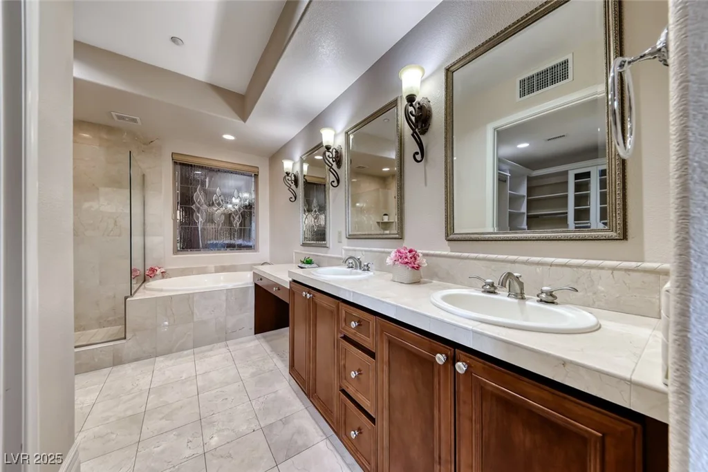 20 Via Mantova, Henderson, NV 89011