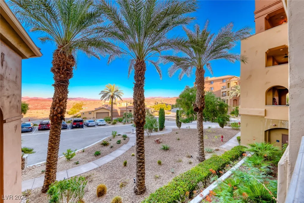20 Via Mantova, Henderson, NV 89011