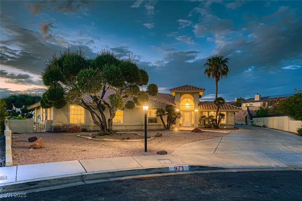 971 Marigold, Henderson, NV 89011