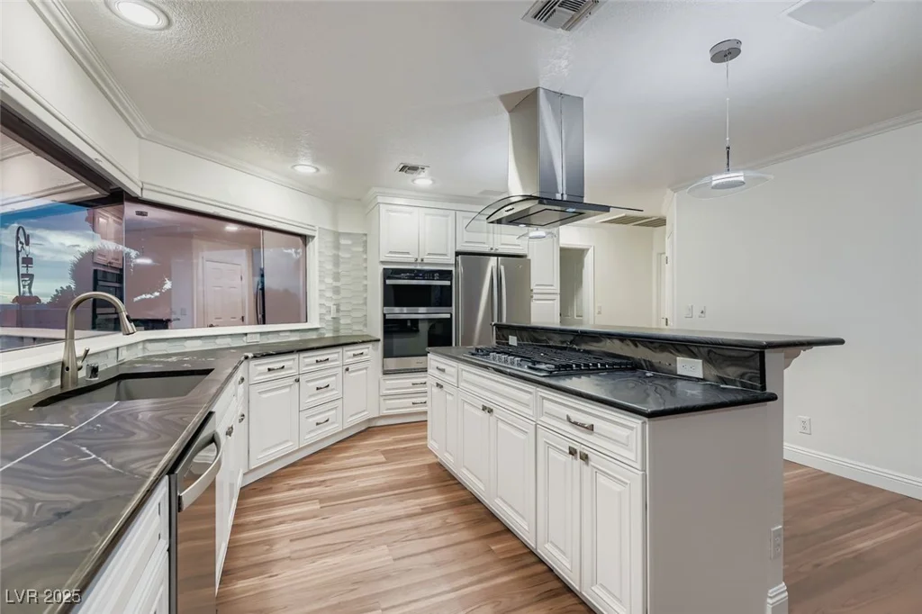 971 Marigold, Henderson, NV 89011