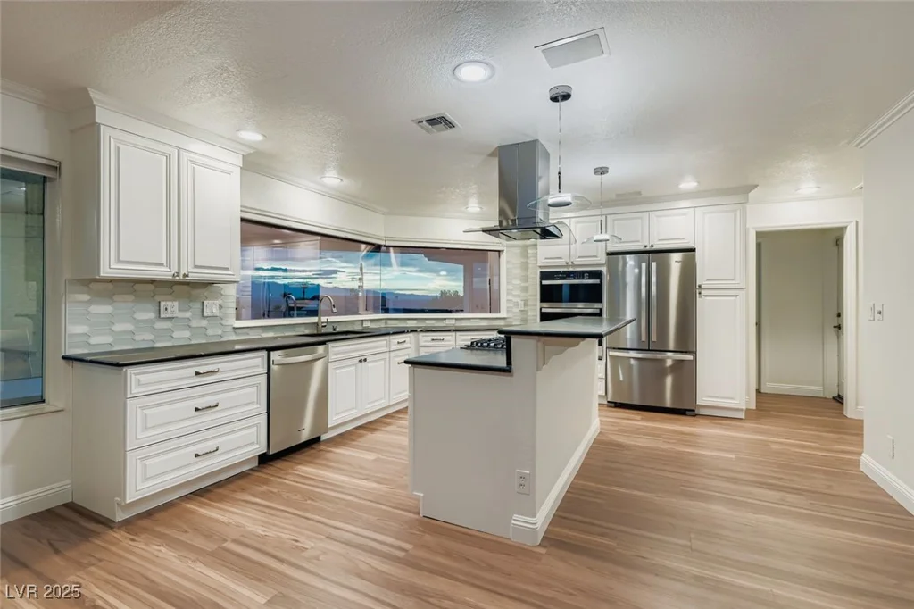 971 Marigold, Henderson, NV 89011
