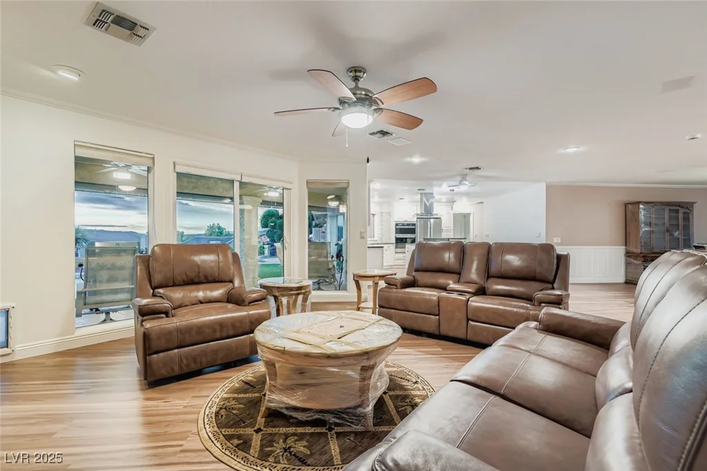 971 Marigold, Henderson, NV 89011
