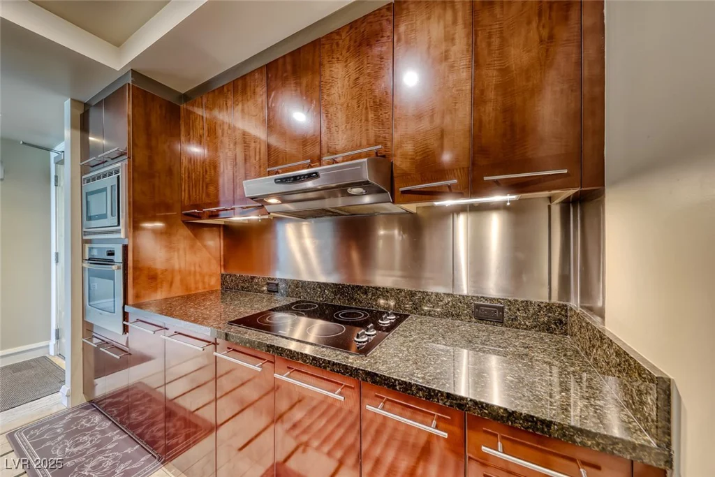 2700 Las Vegas, Las Vegas, NV 89109