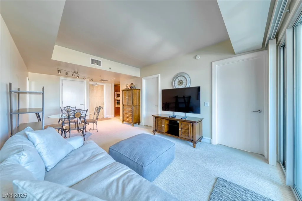 2700 Las Vegas, Las Vegas, NV 89109