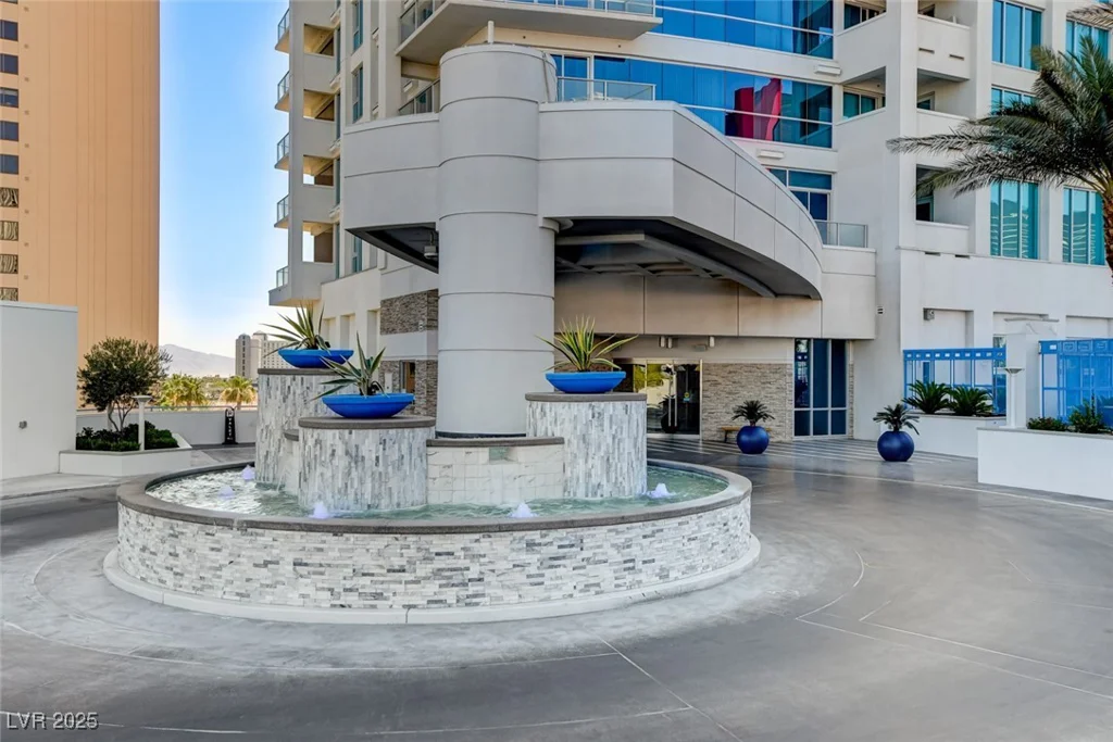 2700 Las Vegas, Las Vegas, NV 89109