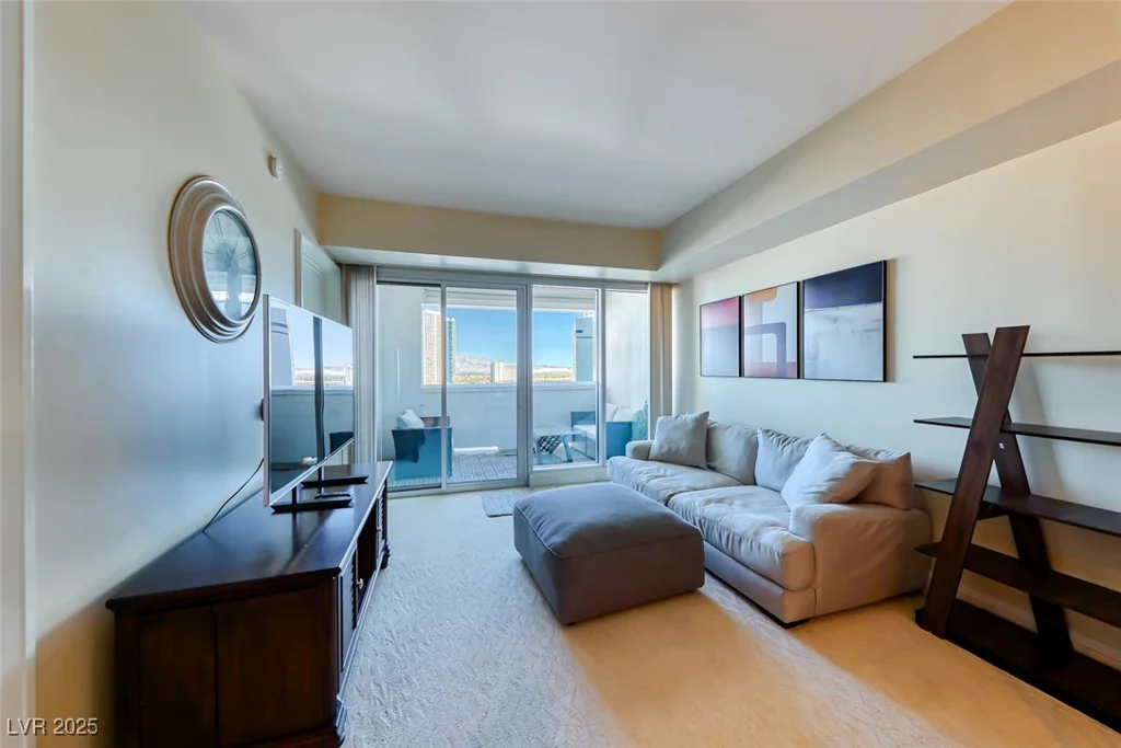 2700 Las Vegas, Las Vegas, NV 89109