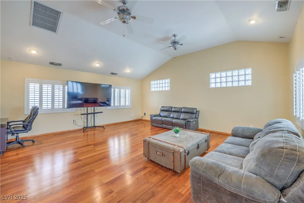 7618 Poppy Meadow, Las Vegas, NV 89123