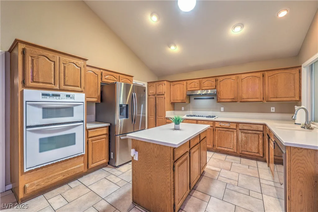 7618 Poppy Meadow, Las Vegas, NV 89123