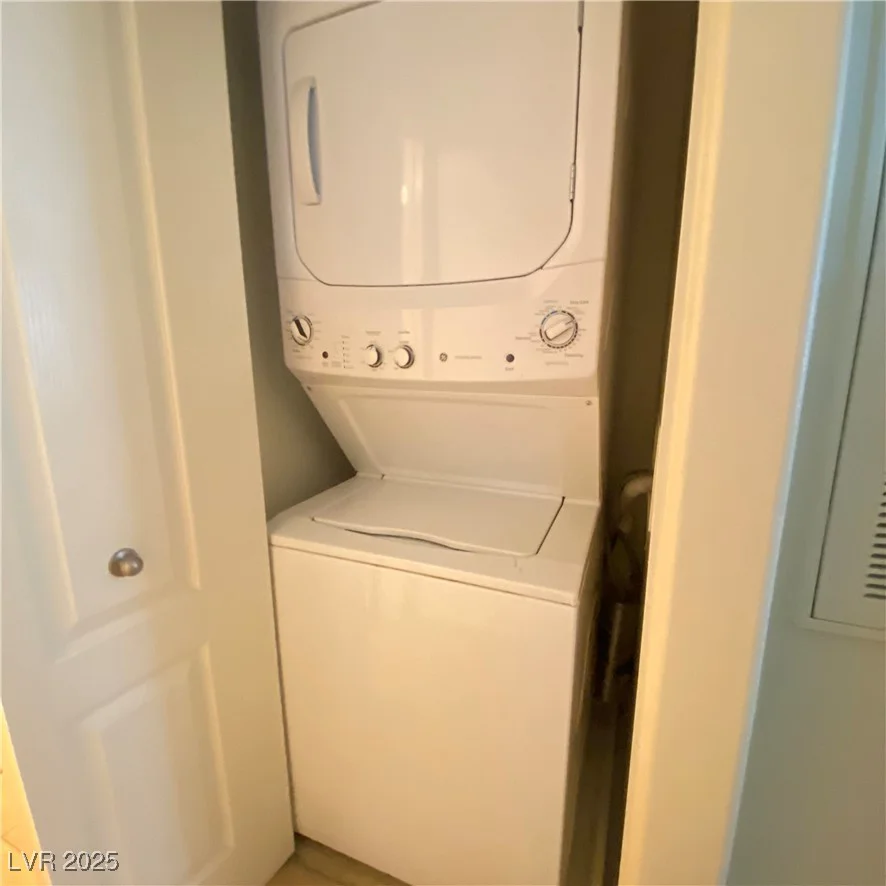8985 Durango, Las Vegas, NV 89113