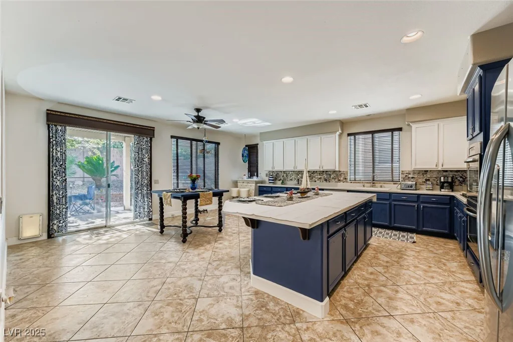 8225 Long Buffalo, Las Vegas, NV 89131