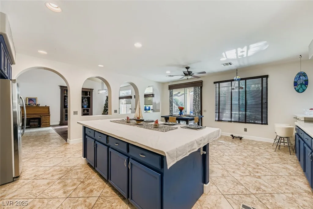 8225 Long Buffalo, Las Vegas, NV 89131