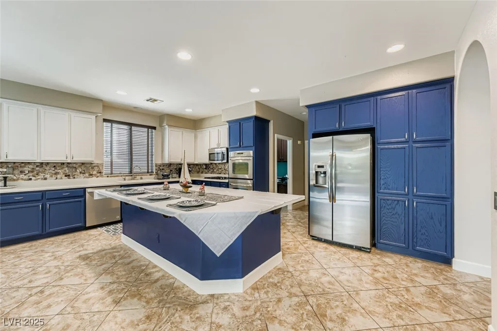 8225 Long Buffalo, Las Vegas, NV 89131