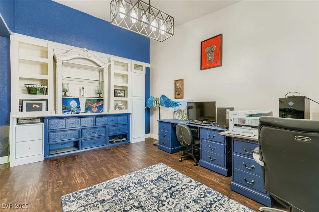 8225 Long Buffalo, Las Vegas, NV 89131