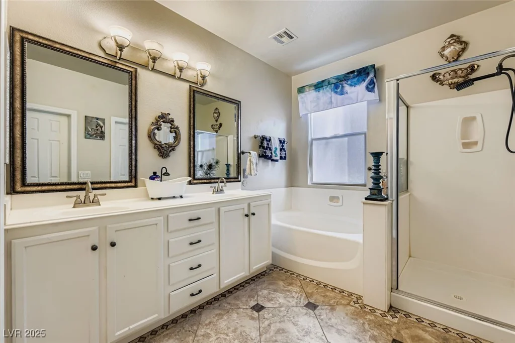 8225 Long Buffalo, Las Vegas, NV 89131