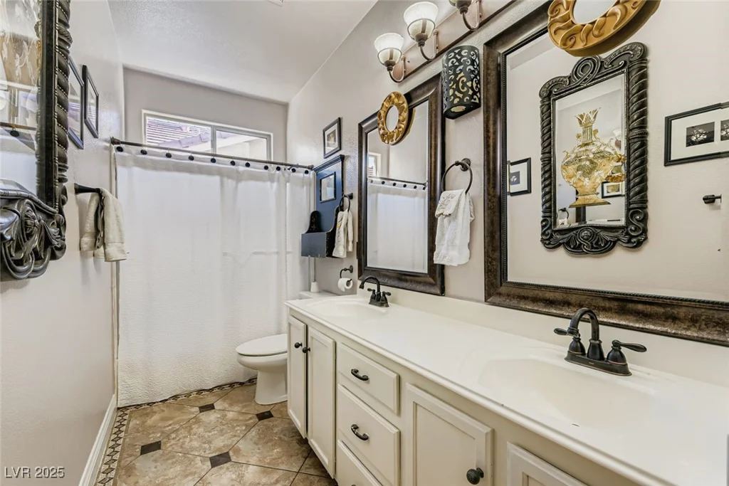 8225 Long Buffalo, Las Vegas, NV 89131
