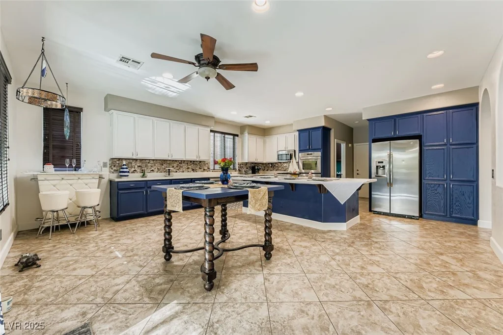 8225 Long Buffalo, Las Vegas, NV 89131