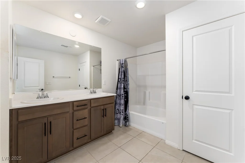 4456 Swimming Minnow, Las Vegas, NV 89141