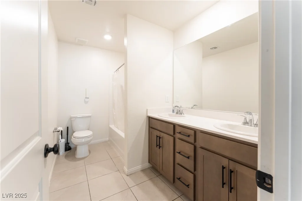 4456 Swimming Minnow, Las Vegas, NV 89141