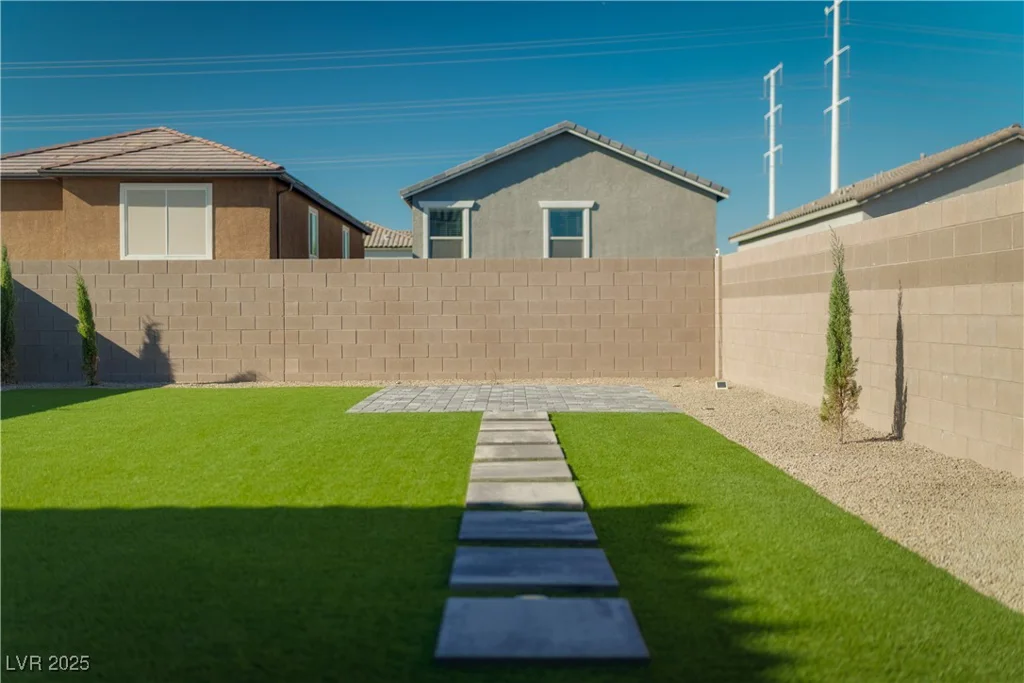 4456 Swimming Minnow, Las Vegas, NV 89141
