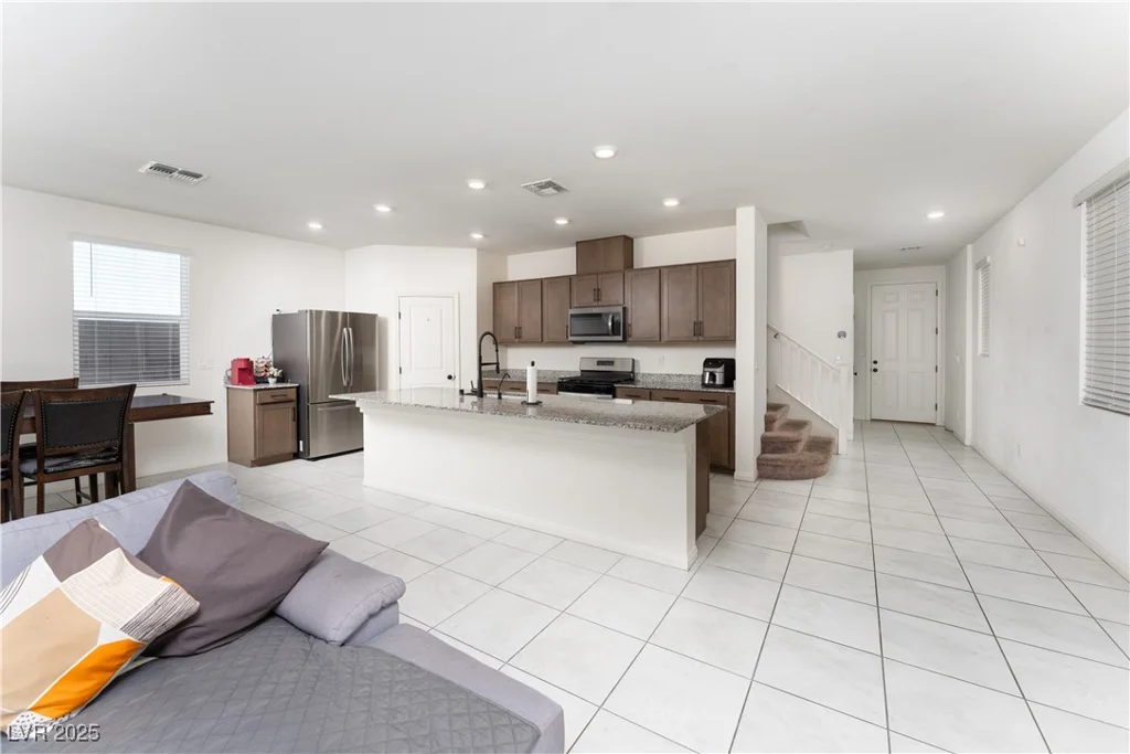 4456 Swimming Minnow, Las Vegas, NV 89141