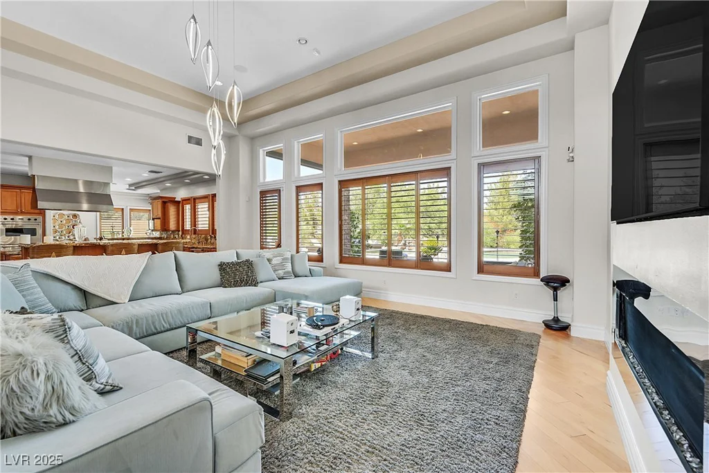 3524 Tobias, Las Vegas, NV 89120