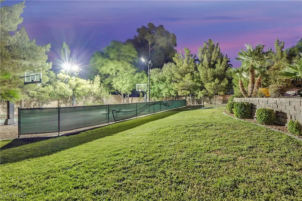 3524 Tobias, Las Vegas, NV 89120