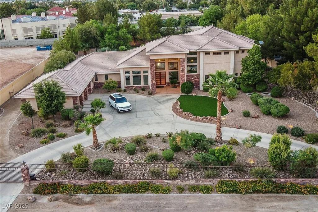3524 Tobias, Las Vegas, NV 89120