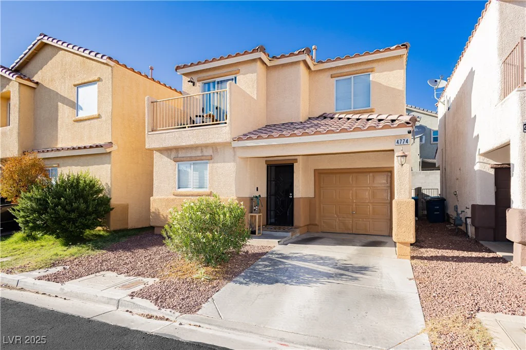 4774 Valleyside, Las Vegas, NV 89115