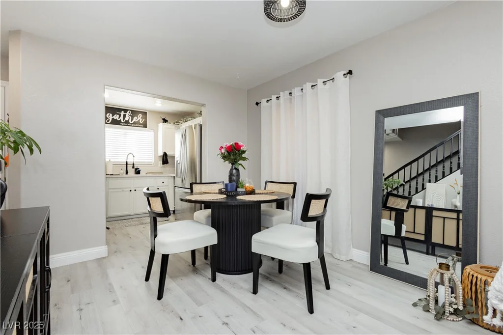 4774 Valleyside, Las Vegas, NV 89115