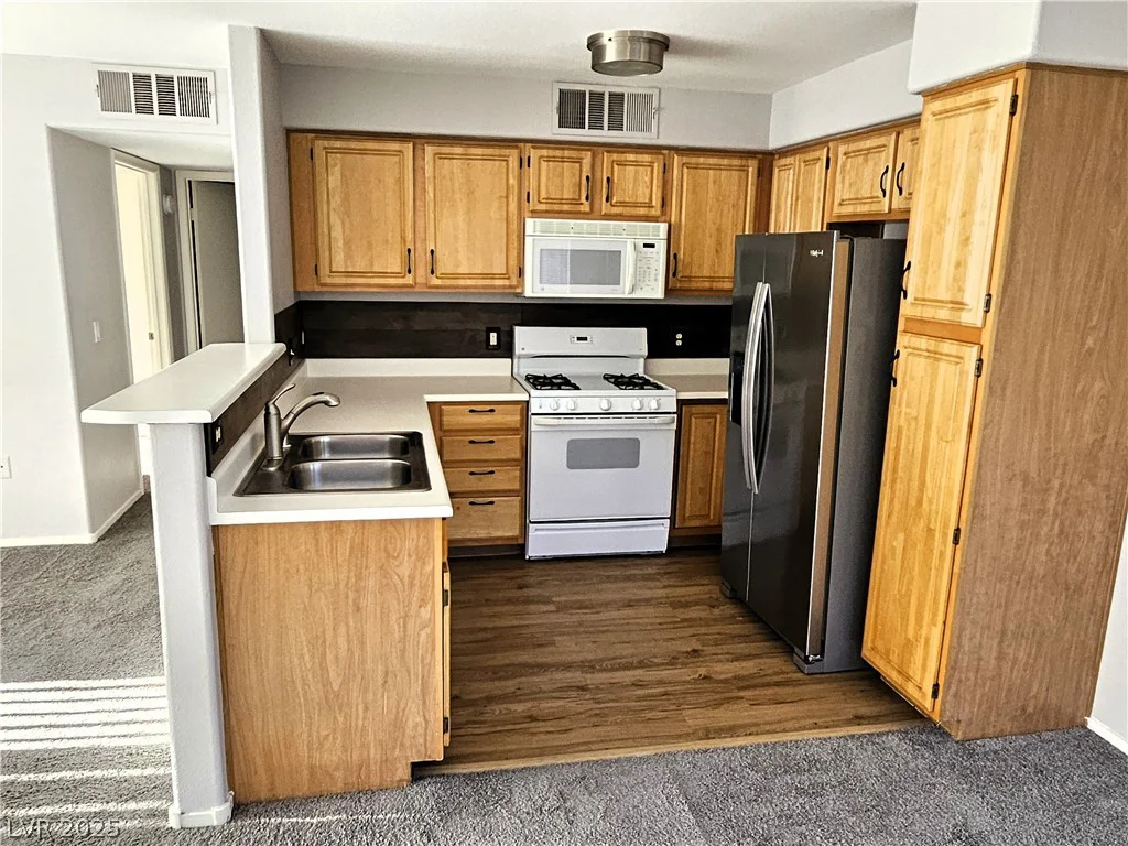 5710 Tropicana, Las Vegas, NV 89122