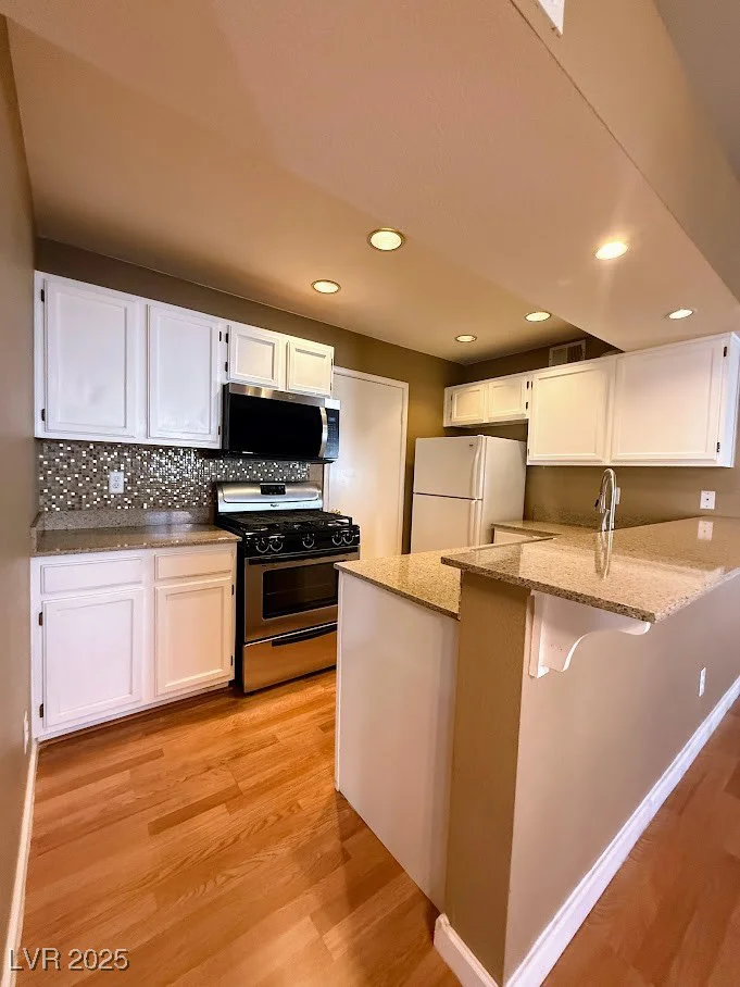 7570 Flamingo, Las Vegas, NV 89147