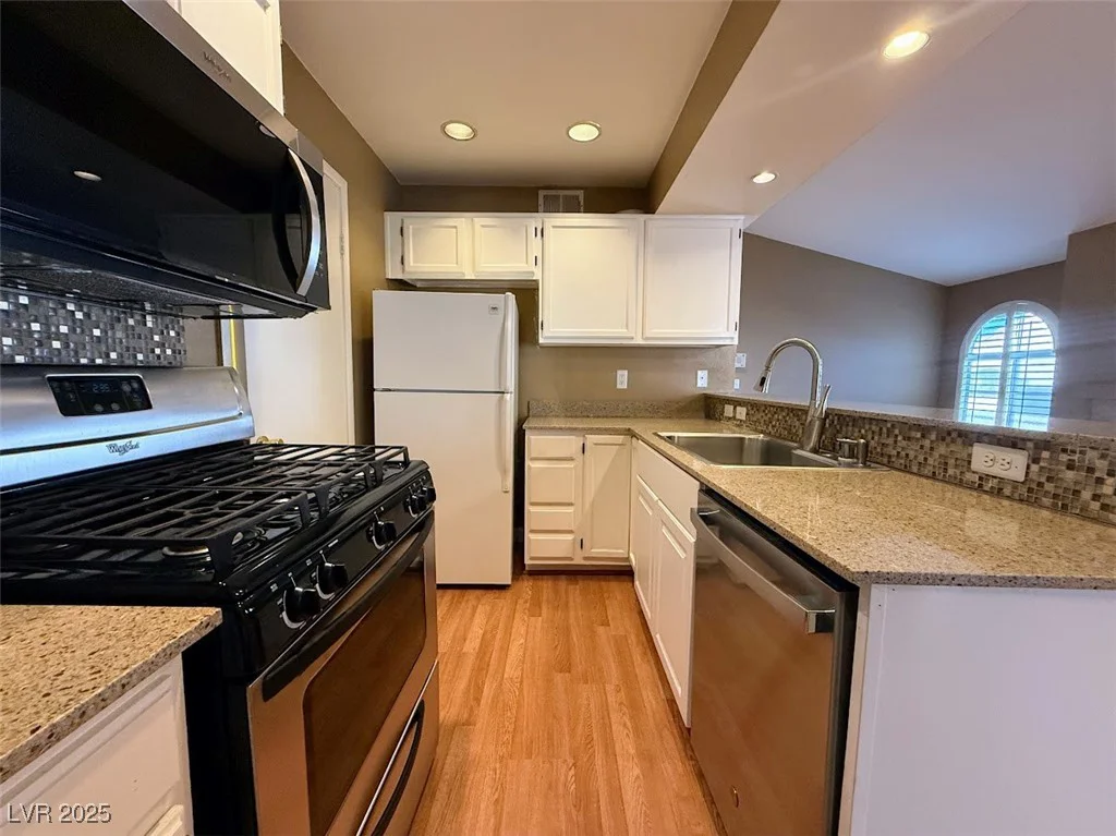 7570 Flamingo, Las Vegas, NV 89147