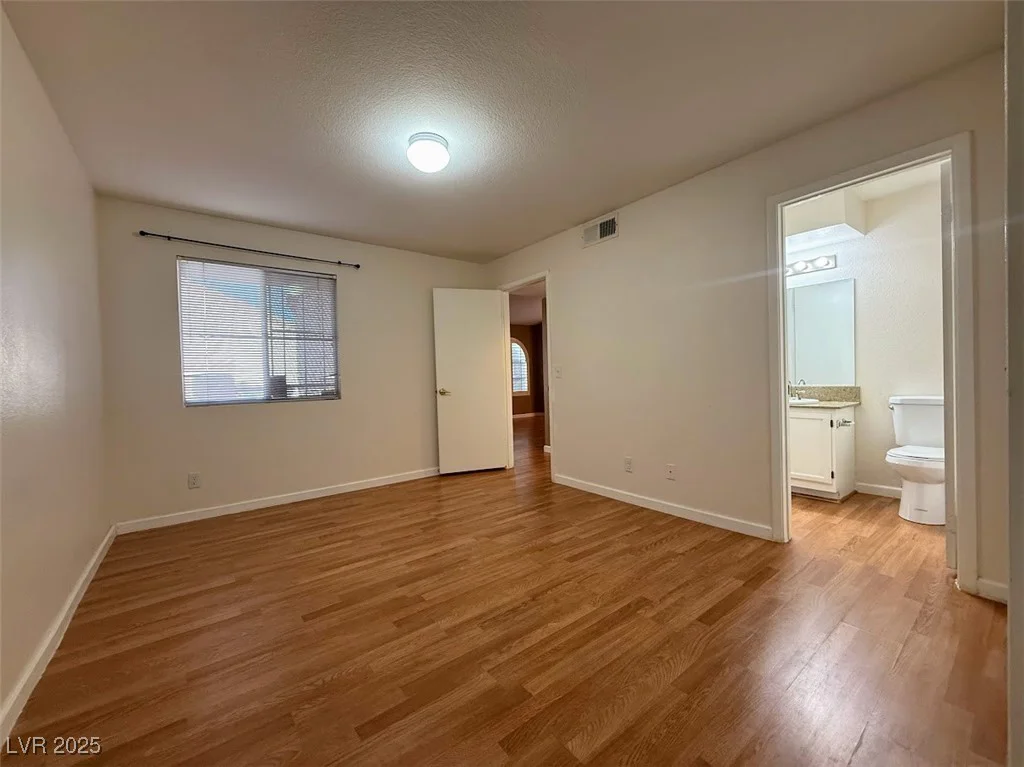7570 Flamingo, Las Vegas, NV 89147