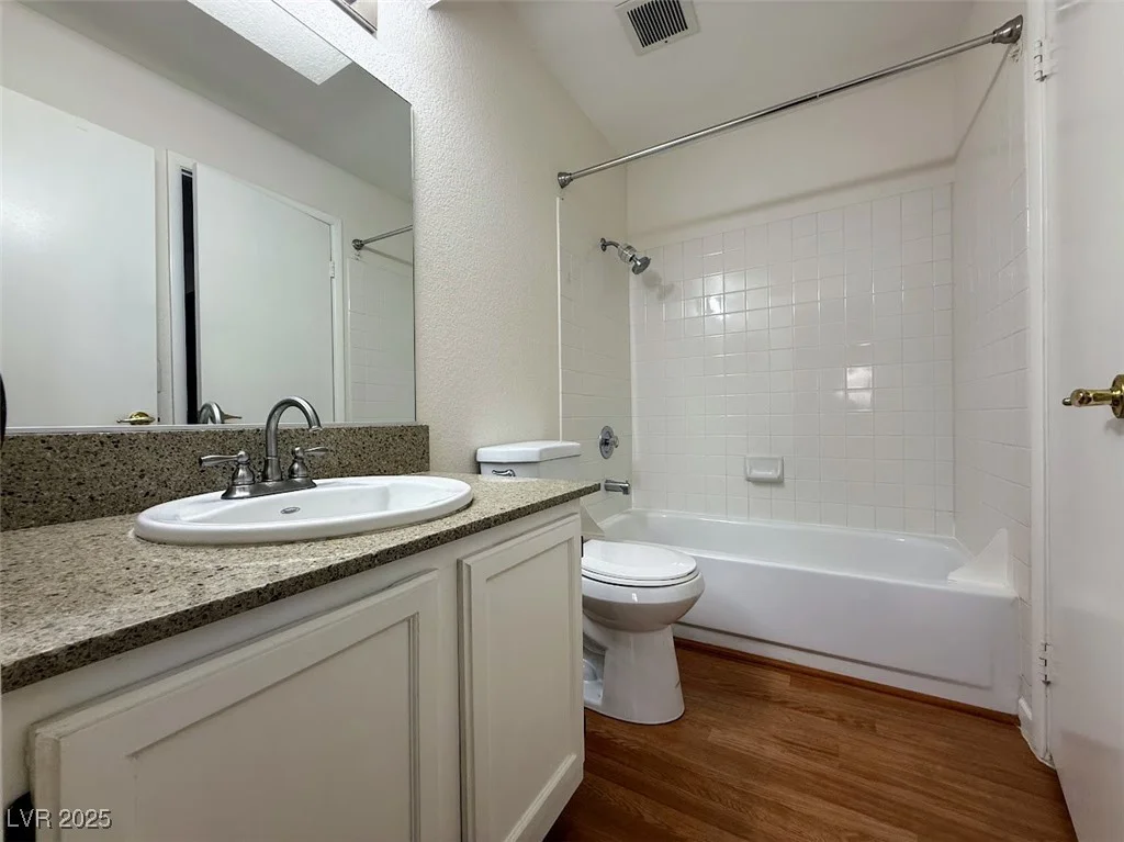 7570 Flamingo, Las Vegas, NV 89147