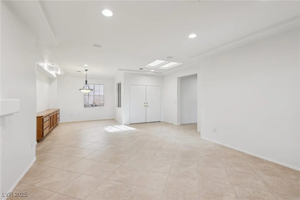1691 Wellington Springs, Henderson, NV 89052
