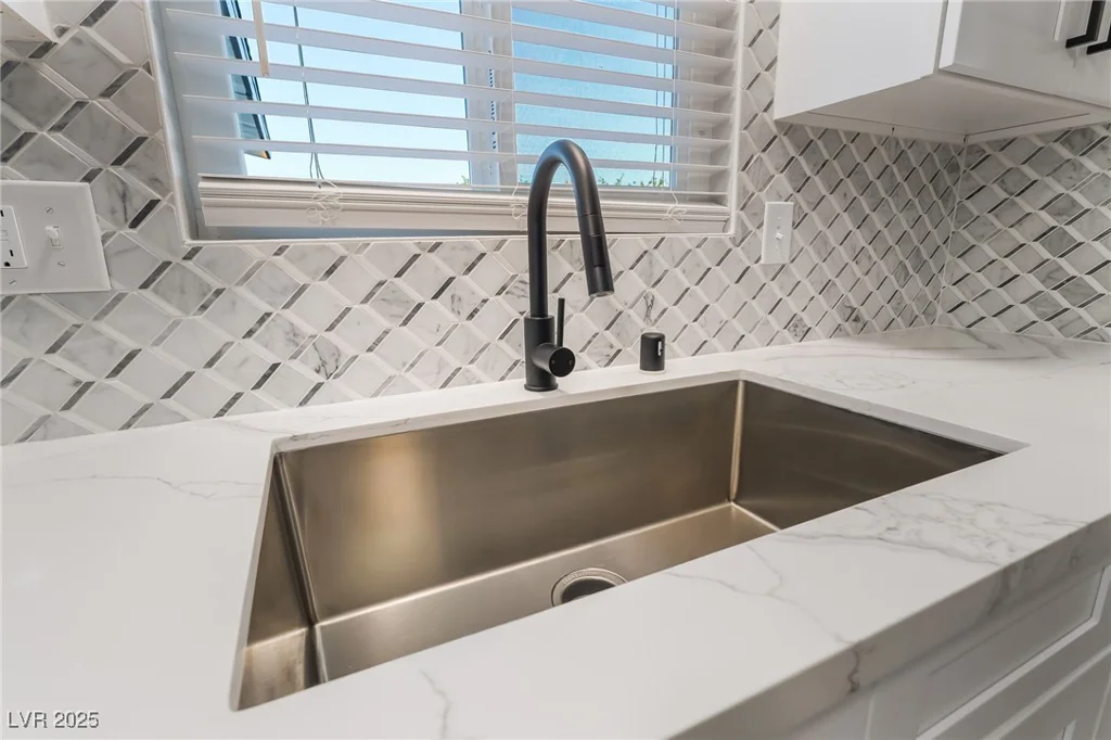 117 Juniper, Henderson, NV 89015
