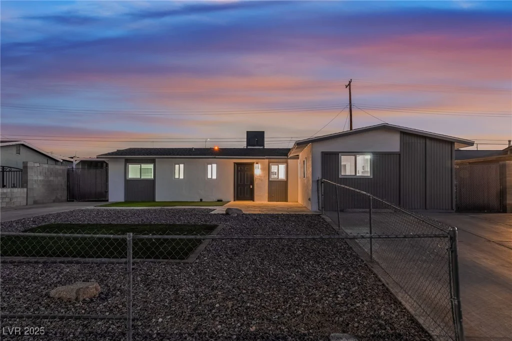117 Juniper, Henderson, NV 89015