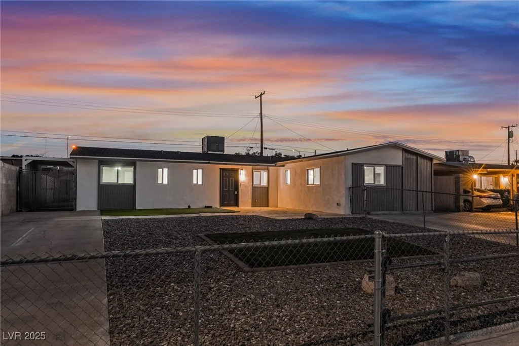 117 Juniper, Henderson, NV 89015