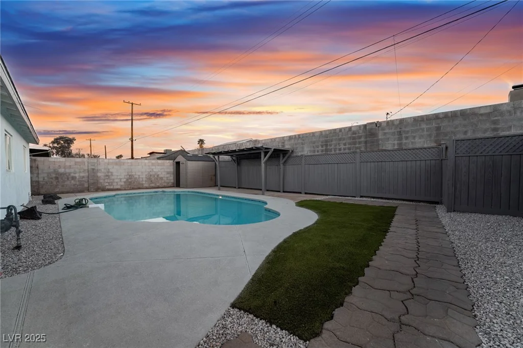 117 Juniper, Henderson, NV 89015