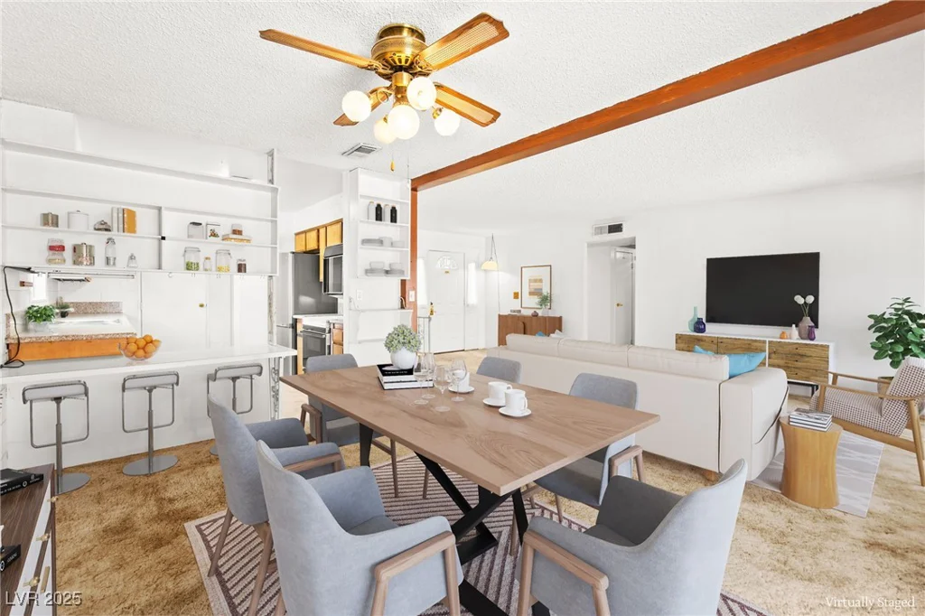 970 Laramore, Las Vegas, NV 89119