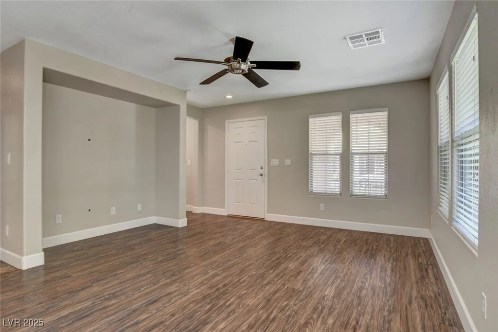 10804 Mason Hill, Las Vegas, NV 89166