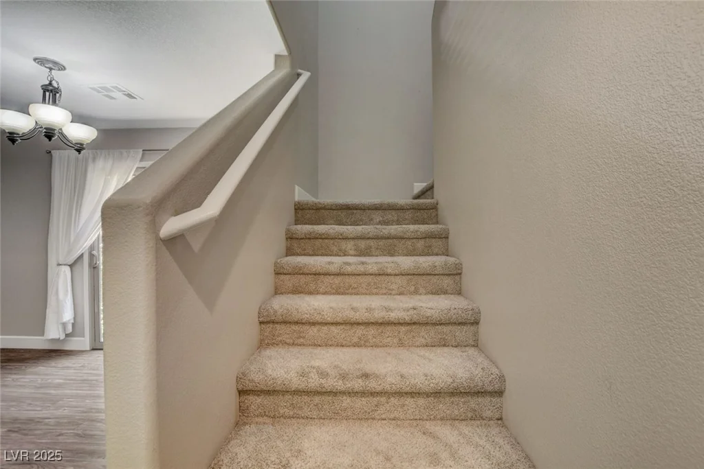 10804 Mason Hill, Las Vegas, NV 89166